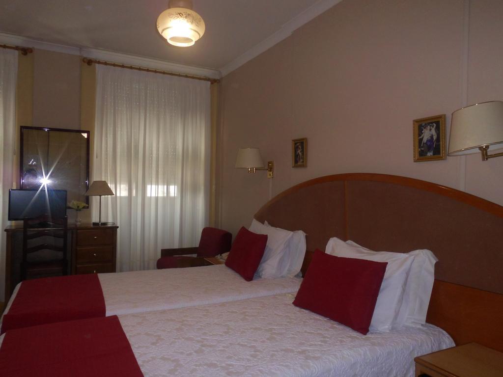 Hotel Larbelo Coimbra Exterior foto